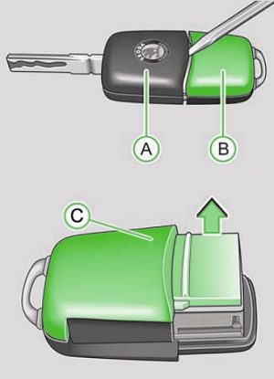 ŠKODA Fabia Mk1 key fob battery change tutorial